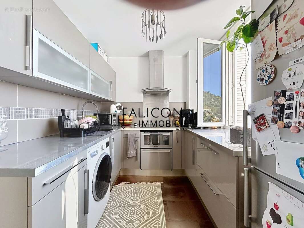 Appartement à FALICON