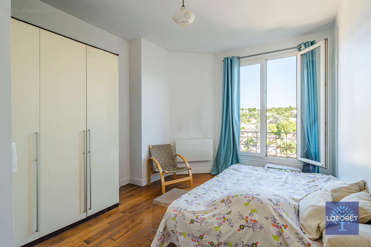 Appartement à LE RAINCY