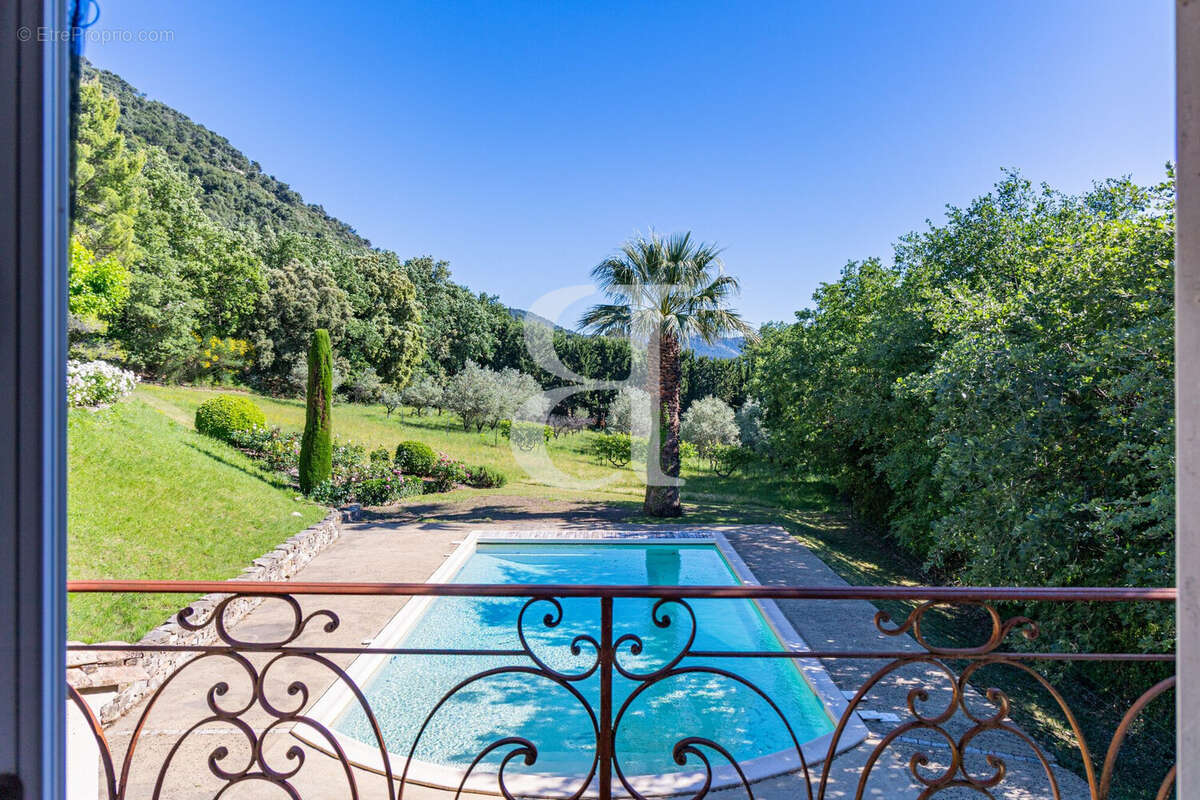 Maison à VAISON-LA-ROMAINE