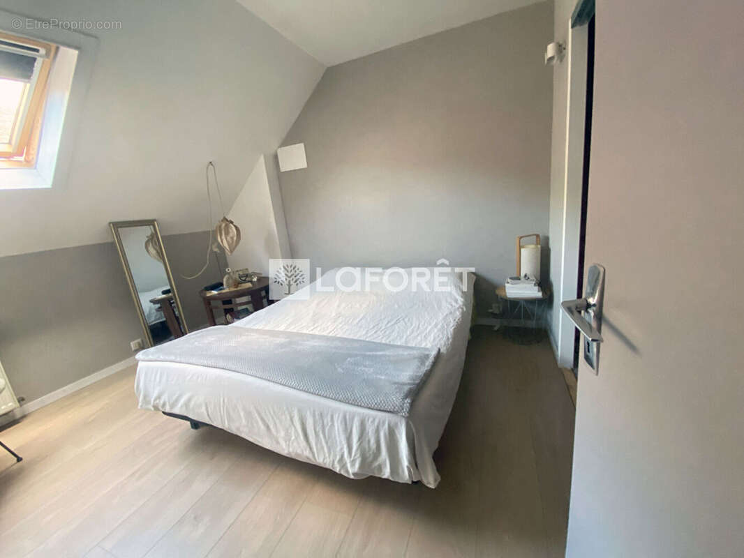 Appartement à SALINS-LES-BAINS