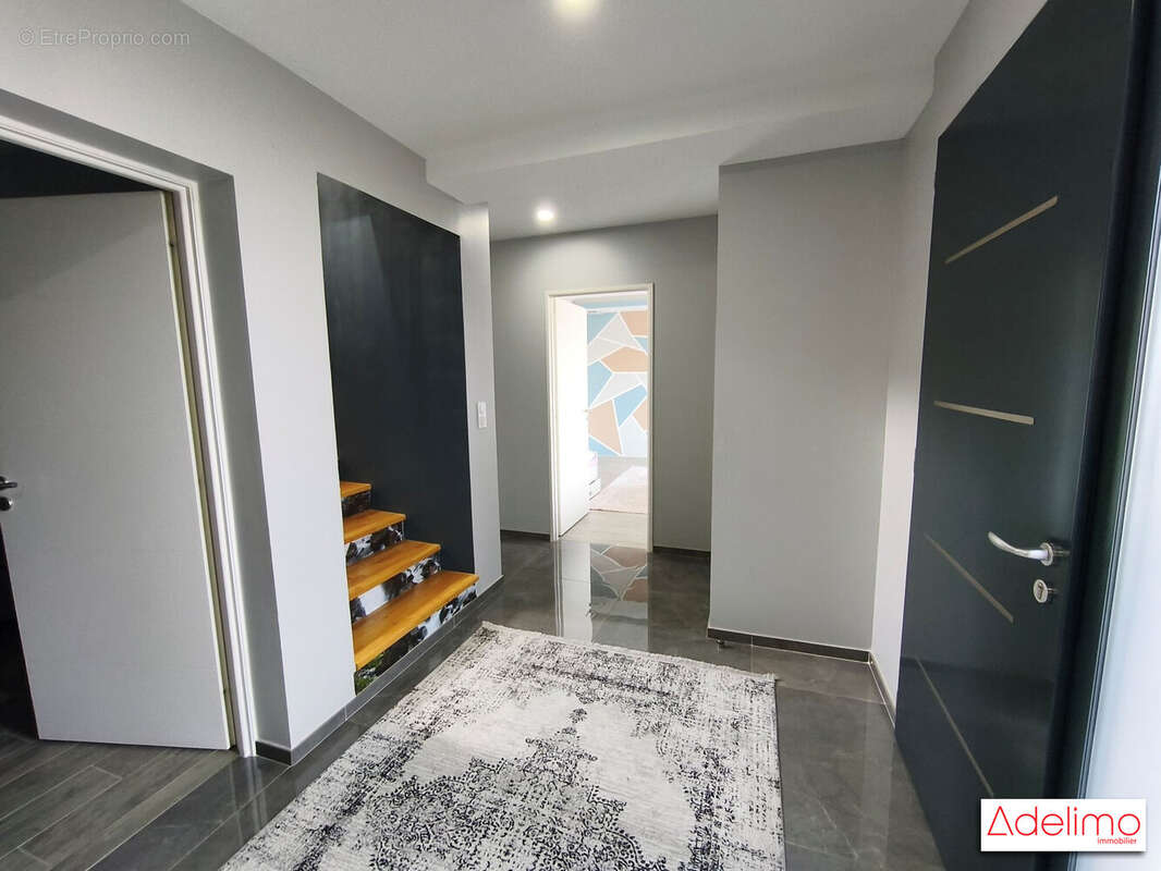 Maison 150 m² à Ales  - photo 8