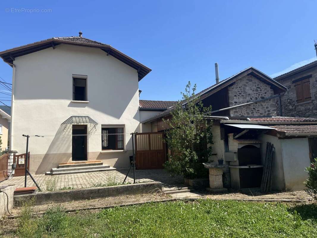 Maison à SAINT-ROMANS