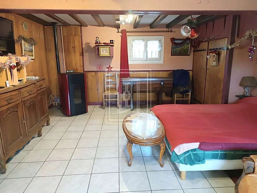 Maison à MILLANCAY