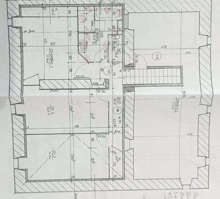 Maison à MENOMBLET