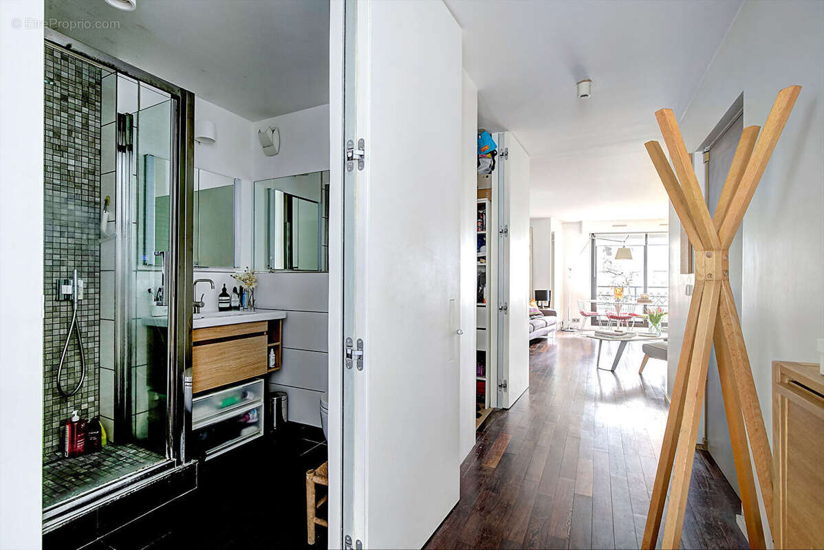 Appartement à PARIS-18E