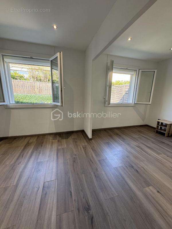 34500 beziers crouzette - villa plain pied 66m2 - 2 faces - rénovée - terrasse avant - jardinet arrière - photo 22