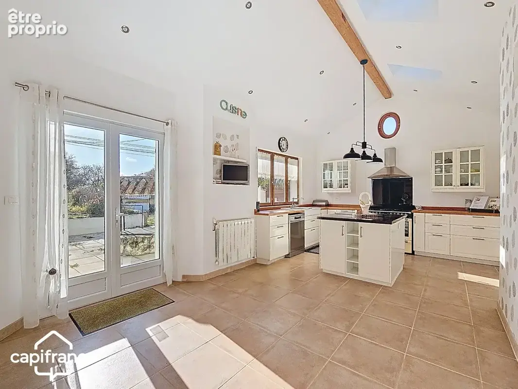 Maison familiale 131 m² – 4 chambres + bureau – vie de plain-pied – jardin 620 m² – La Chapelle-Gaudin (Argentonnay 79150) - photo 4