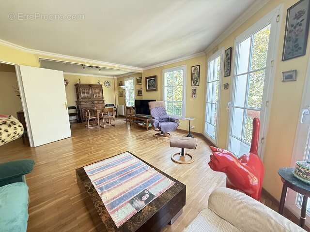 Appartement à MAISONS-ALFORT