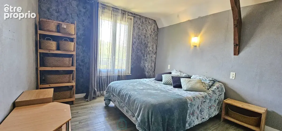 Maison de village  180 m² habitables  Terrain d'environ 1 400 m² - photo 10