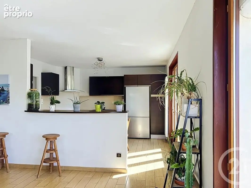 Maison 7 pièces 198 m² à vendre à Thaon-Les-Vosges (88150) - photo 3