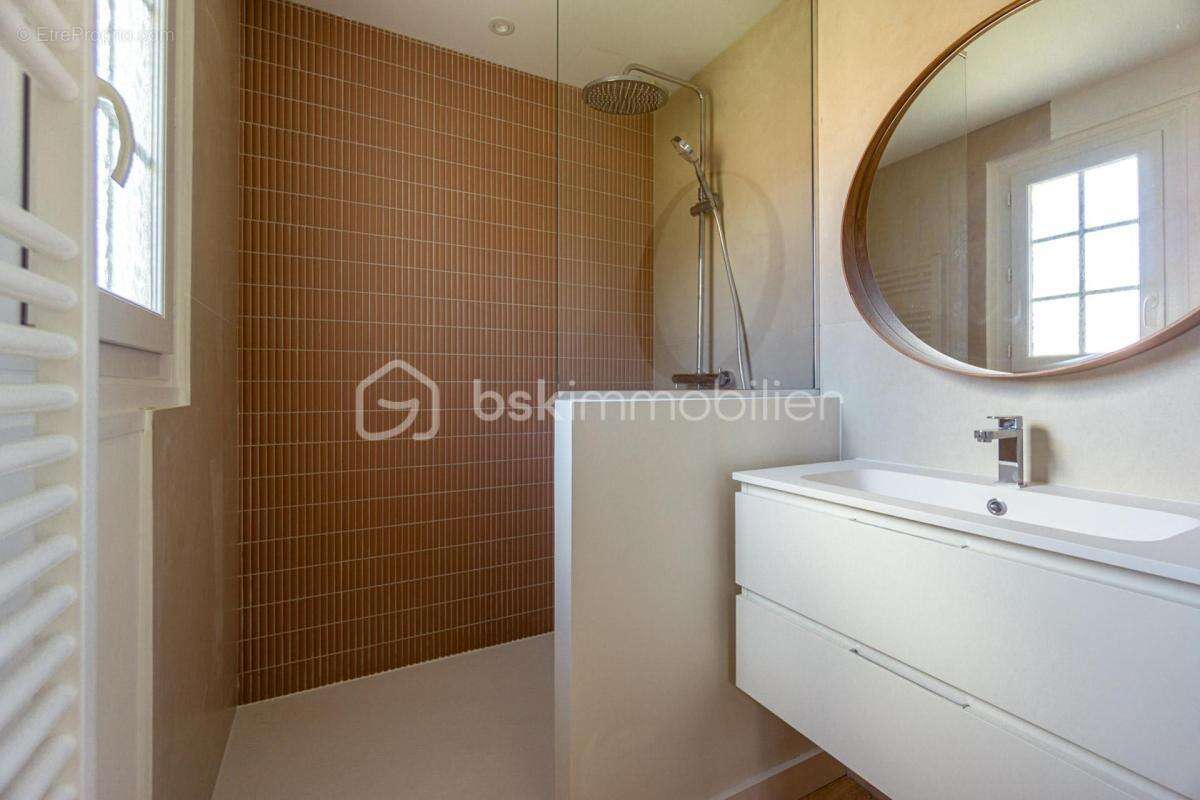 Saint Jean de Luz - Appartement T4 avec jardin - photo 10