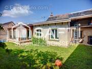 Photo 1 - Maison à LE LUDE