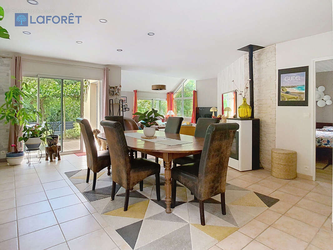 Maison à GUIDEL