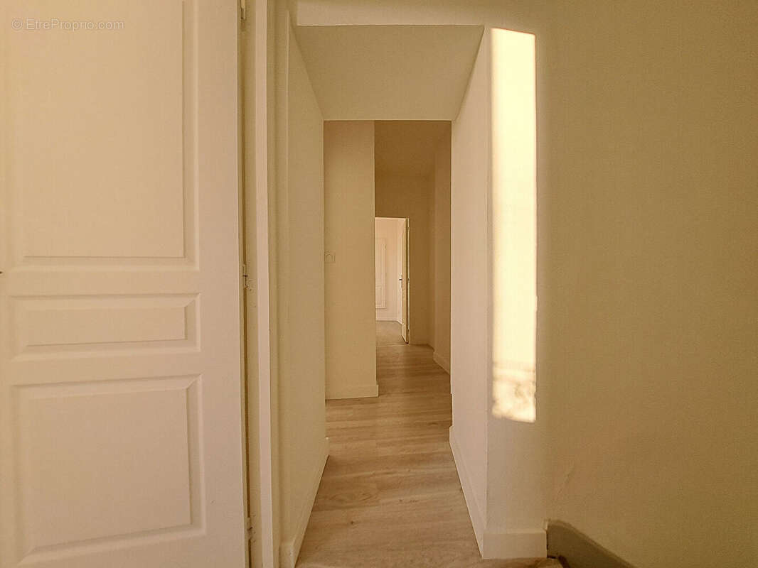 Maison à CHATELLERAULT