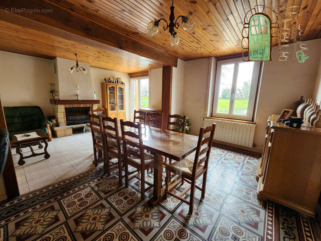 Maison 106 m² à Sarge-Sur-Braye  - photo 2