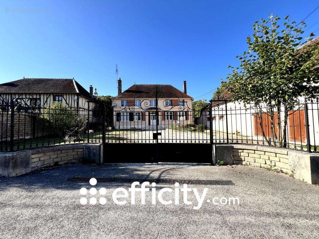 Maison à SAINT-GERMAIN