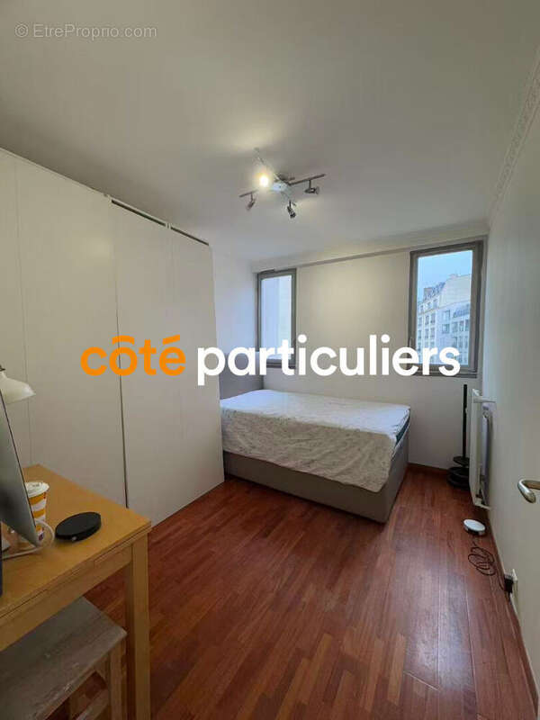 Appartement à PARIS-19E