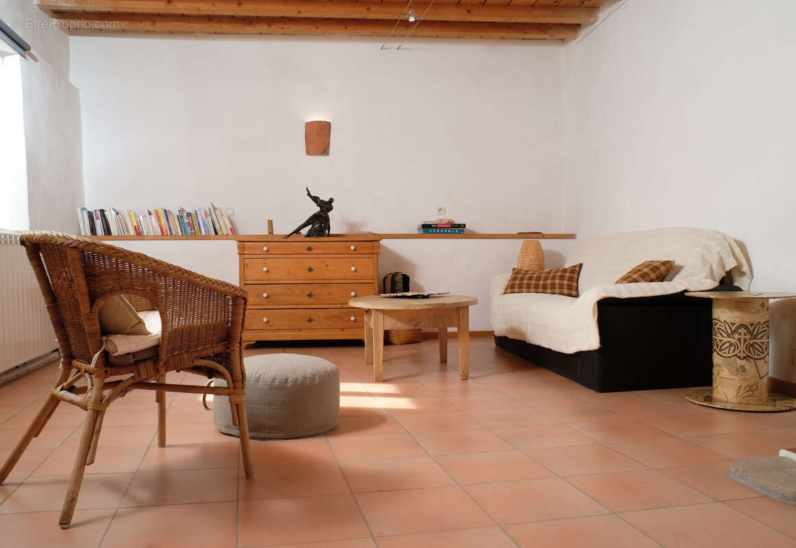 Maison à SAINT-QUENTIN-LA-POTERIE