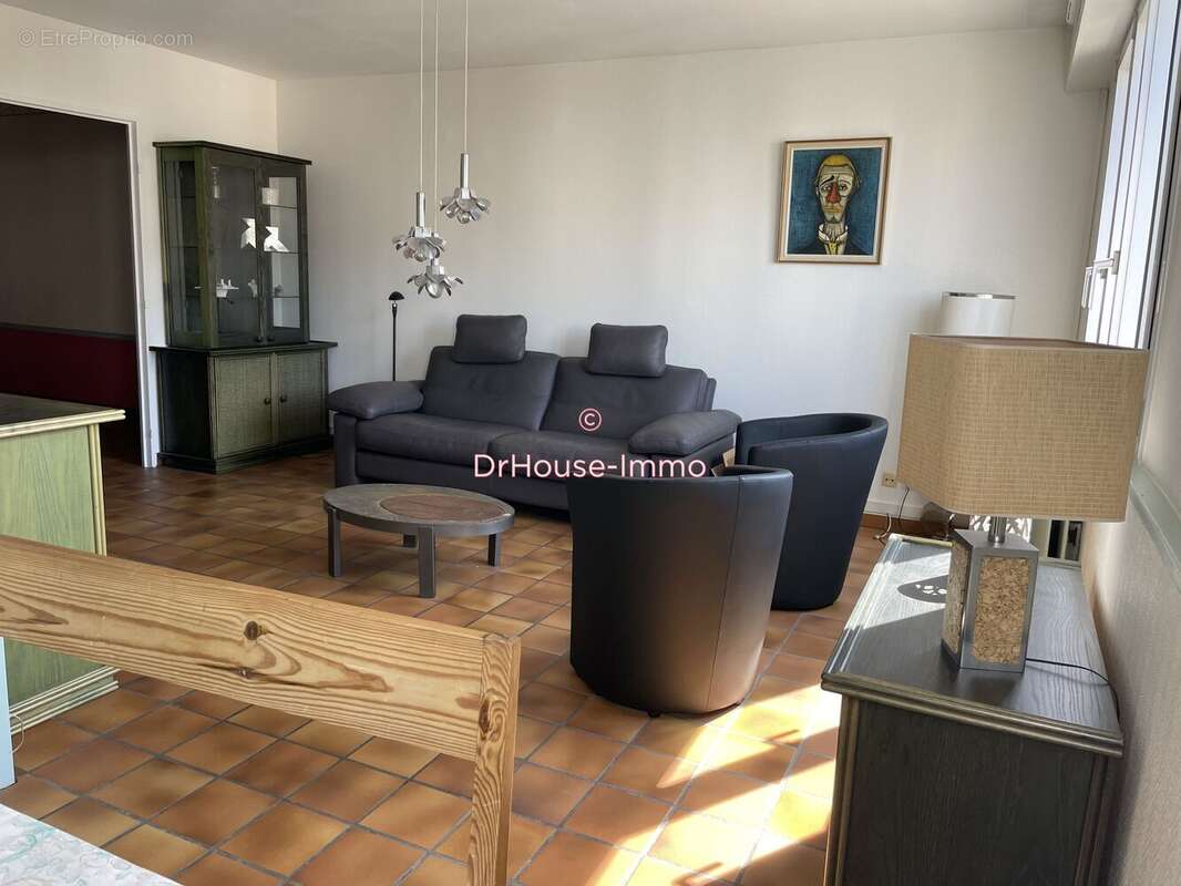Appartement à SAINT-ETIENNE