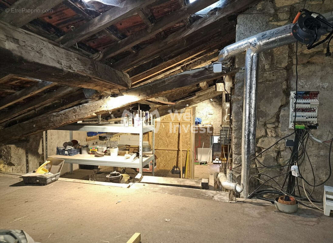 Appartement à CHARENCY-VEZIN