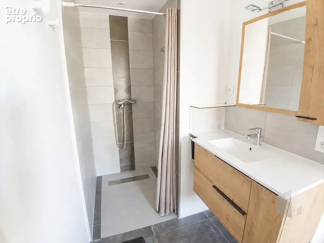 MONTELIMAR, maison de 166 m2, 5 chambres - photo 12
