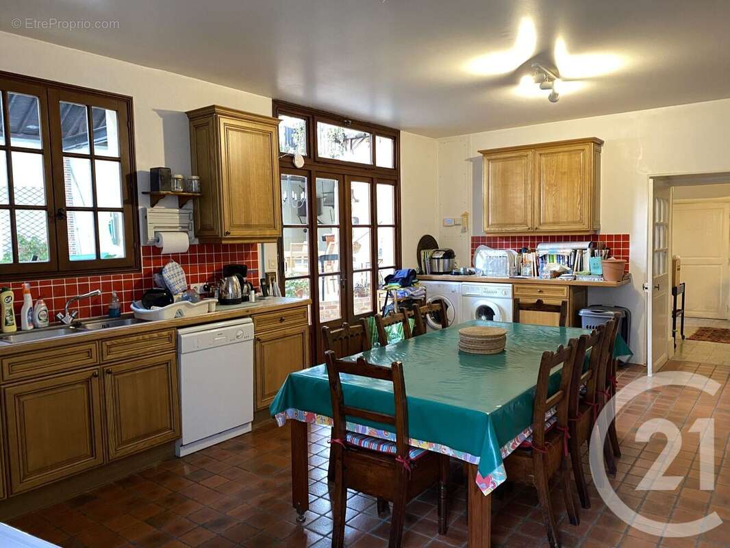 Maison à VAILLY-SUR-SAULDRE