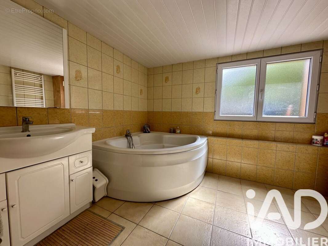 Photo 8 - Maison à CAUDEBEC-LES-ELBEUF
