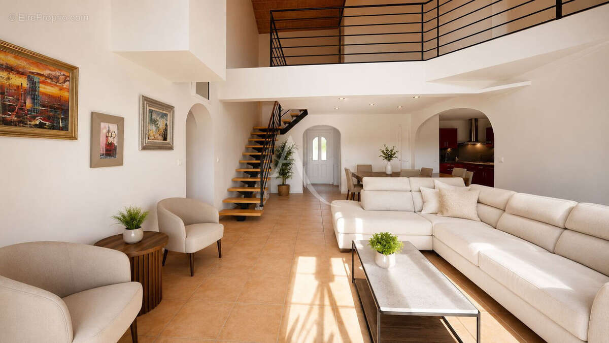 Maison à PUJAUDRAN