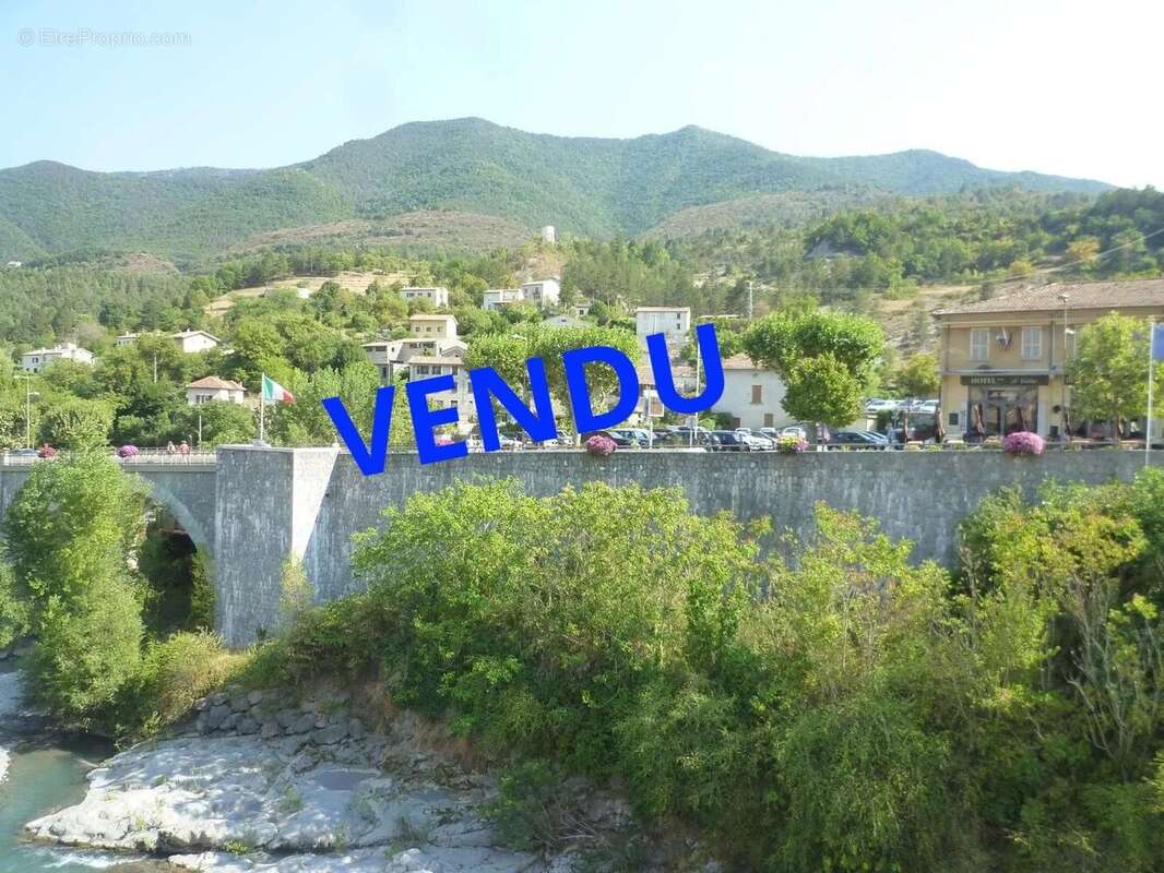 Appartement à ENTREVAUX