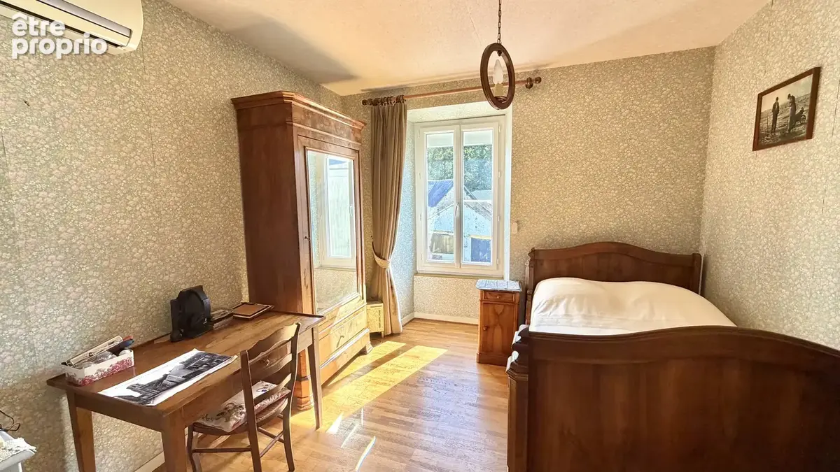 A vendre maison ancienne saint clément de la place - photo 6