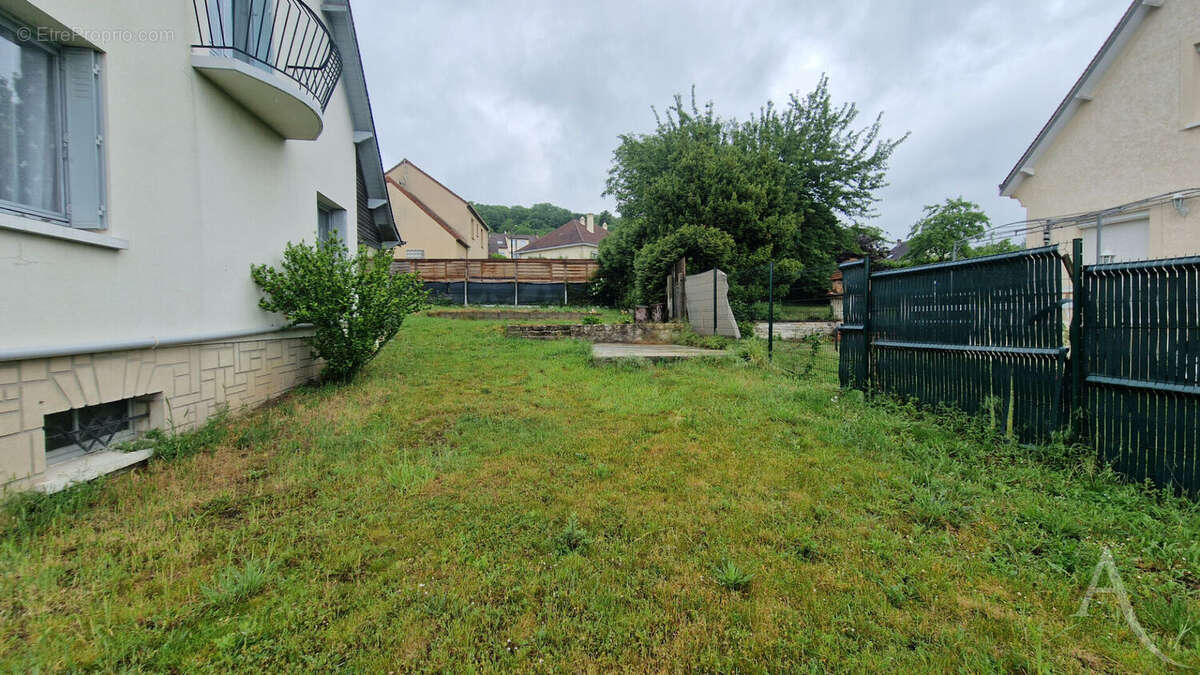 Maison à LIMAY