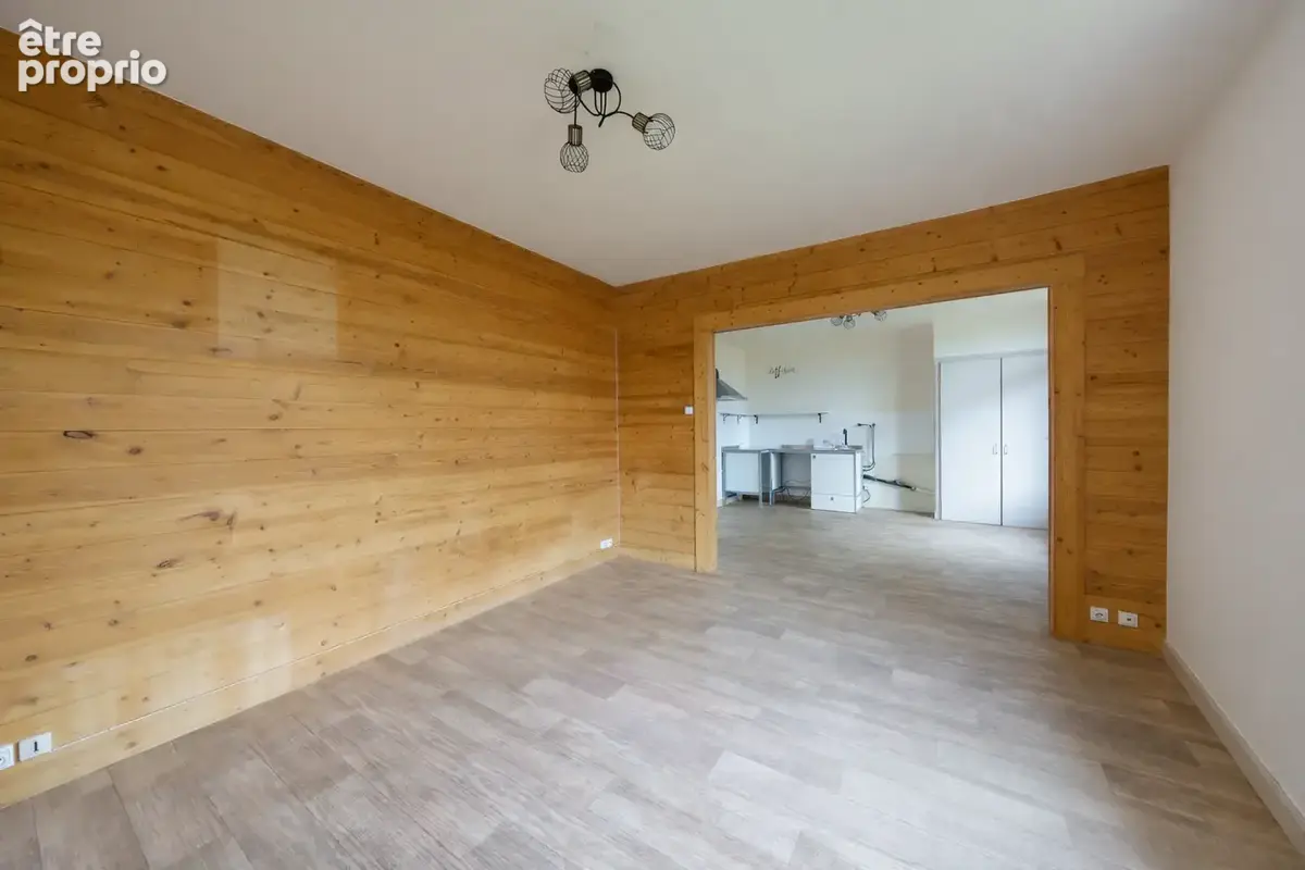Appartement à TANINGES