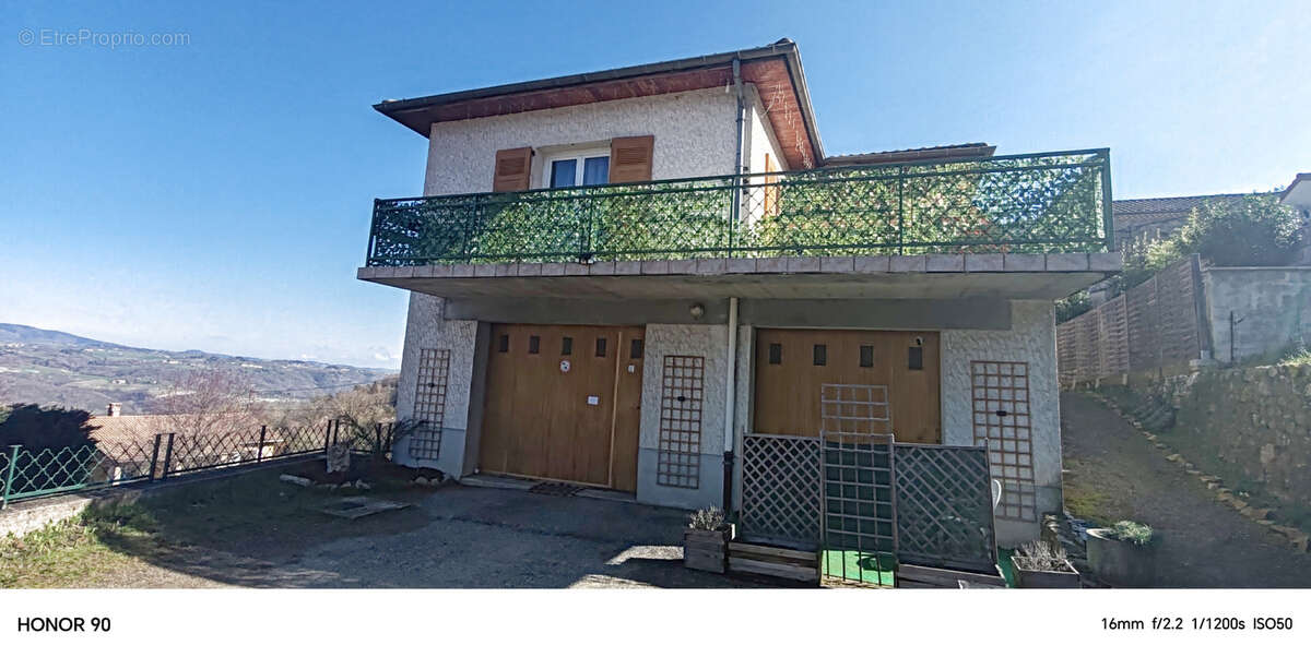 Maison à LE CRESTET