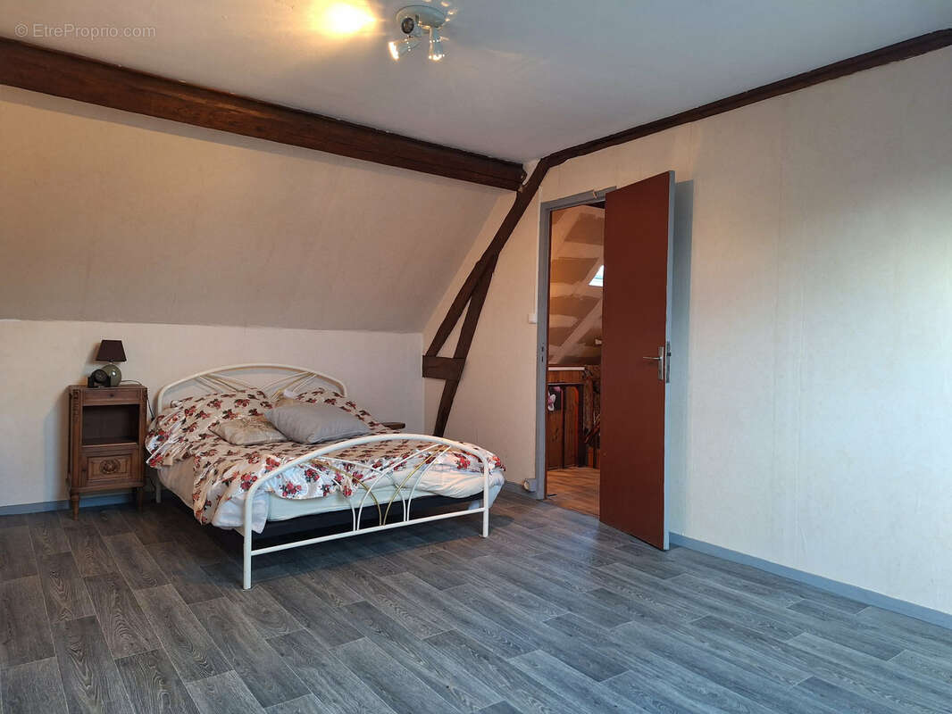 Maison à SAINT-MARTIN-AUX-BUNEAUX