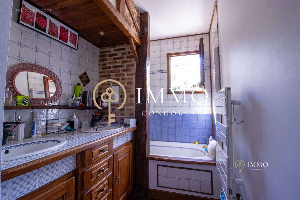 Maison 115 m² à Cachan  - photo 7