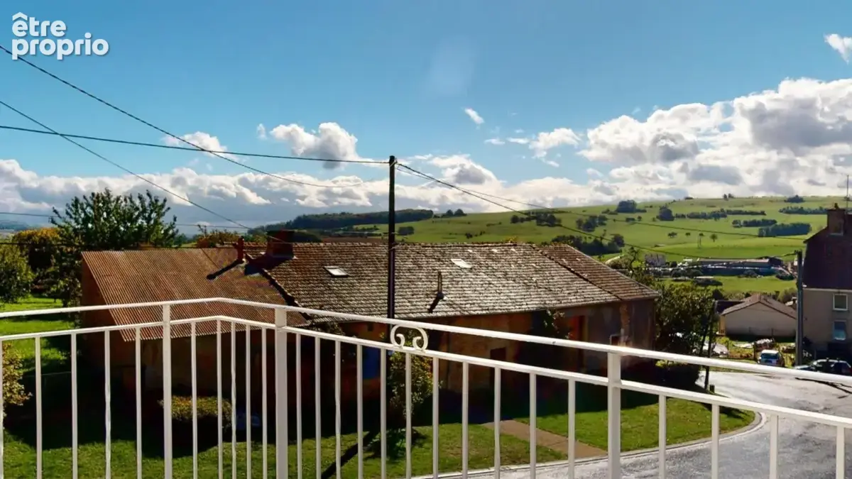 Thonne-le-Thil – Du charme, de l’espace et une terrasse plein sud avec vue sur la vallée - photo 5