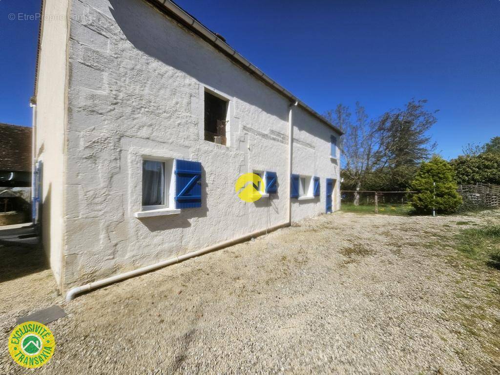 Maison à JUSSY-LE-CHAUDRIER