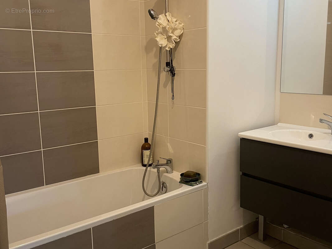 Appartement à OLLIOULES