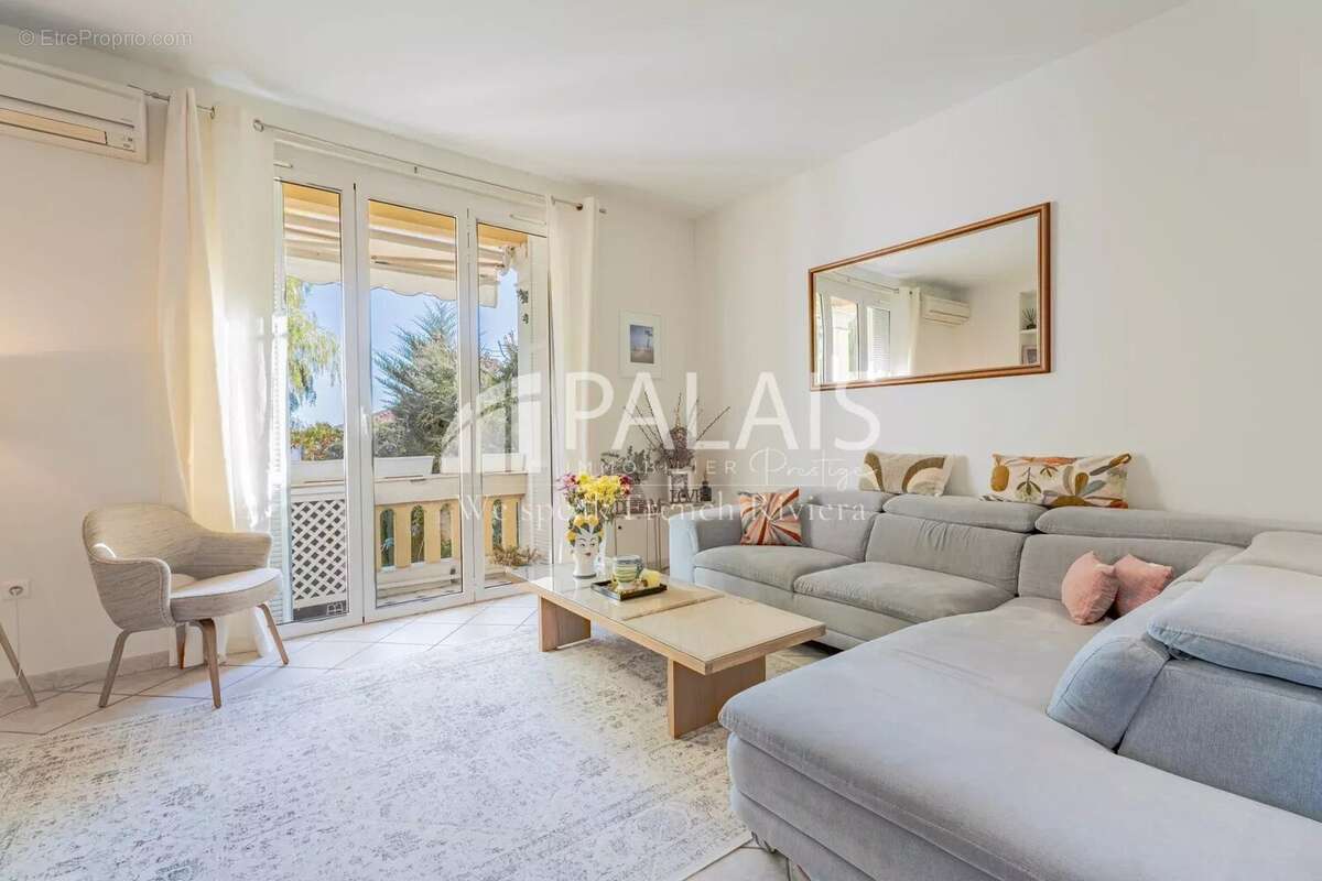 Appartement à BEAULIEU-SUR-MER