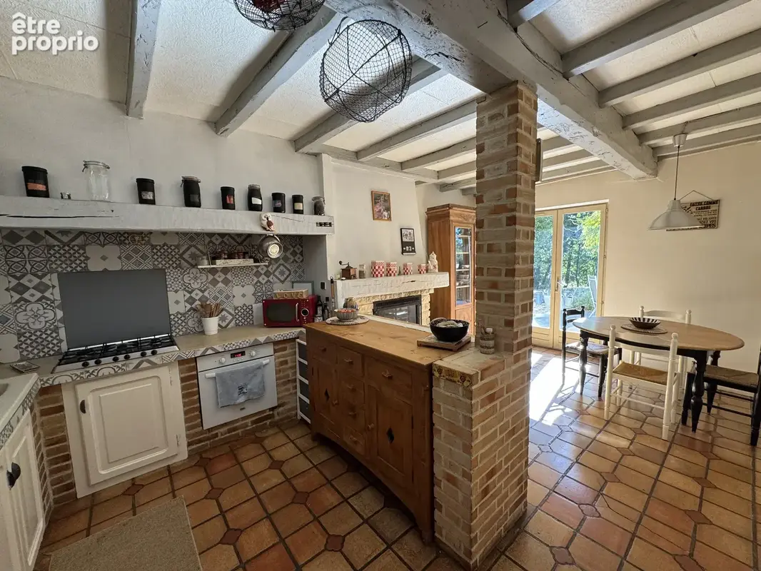 Maison 7 pièces 197 m² à vendre à Rioux-Martin (16210) - photo 16