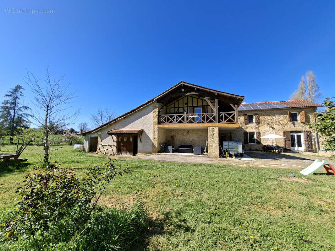Maison à MIRANDE