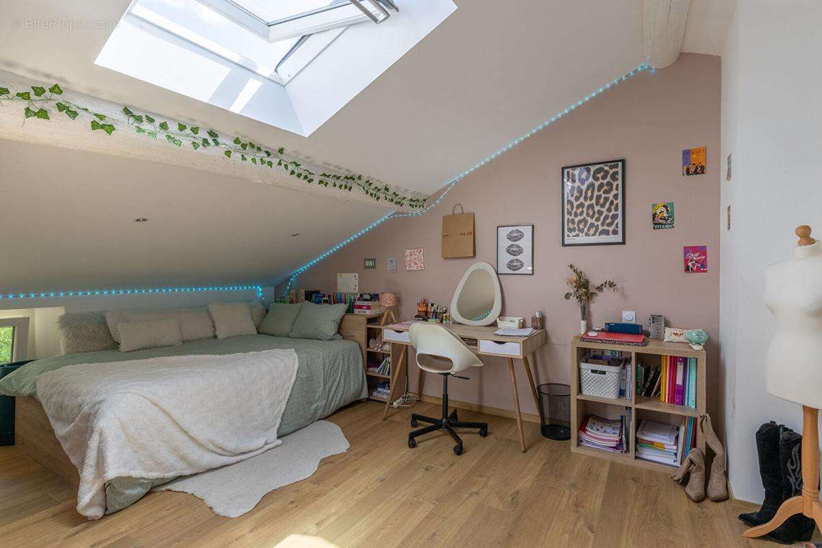 A VENDRE Maison 5 P 140 m2 3 chambres a Canals - 82170 - photo 8