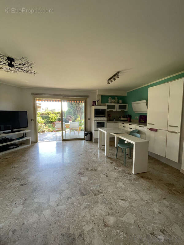 Appartement 90 m² à Cagnes-Sur-Mer  - photo 6