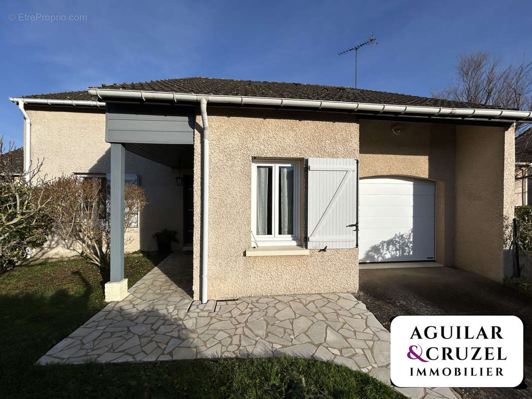 Maison à SAINT-DOULCHARD