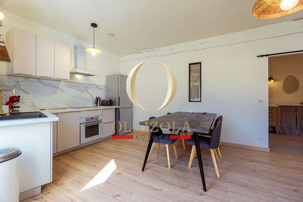 BAYONNE - Appartement T2 en rez-de-chaussée avec jardin dans le quartier Marracq. - photo 8