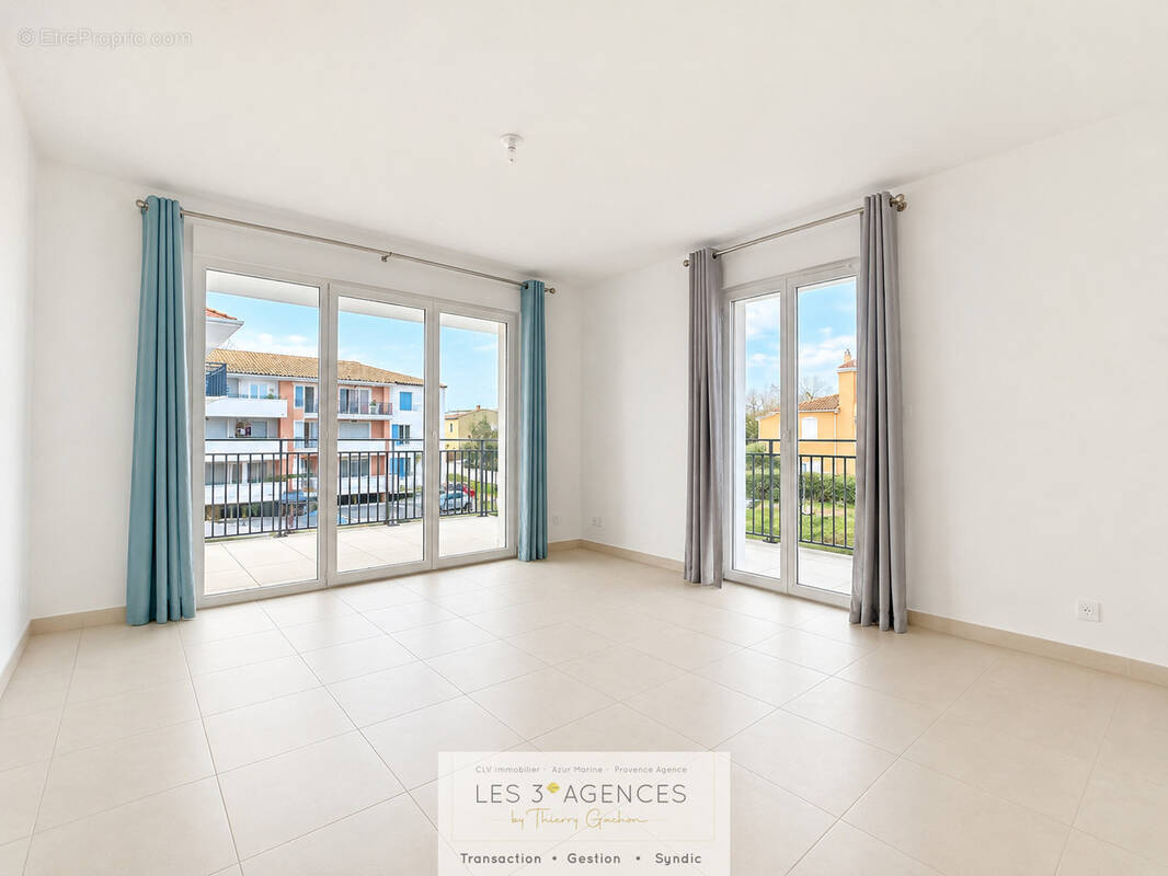 Appartement à COGOLIN