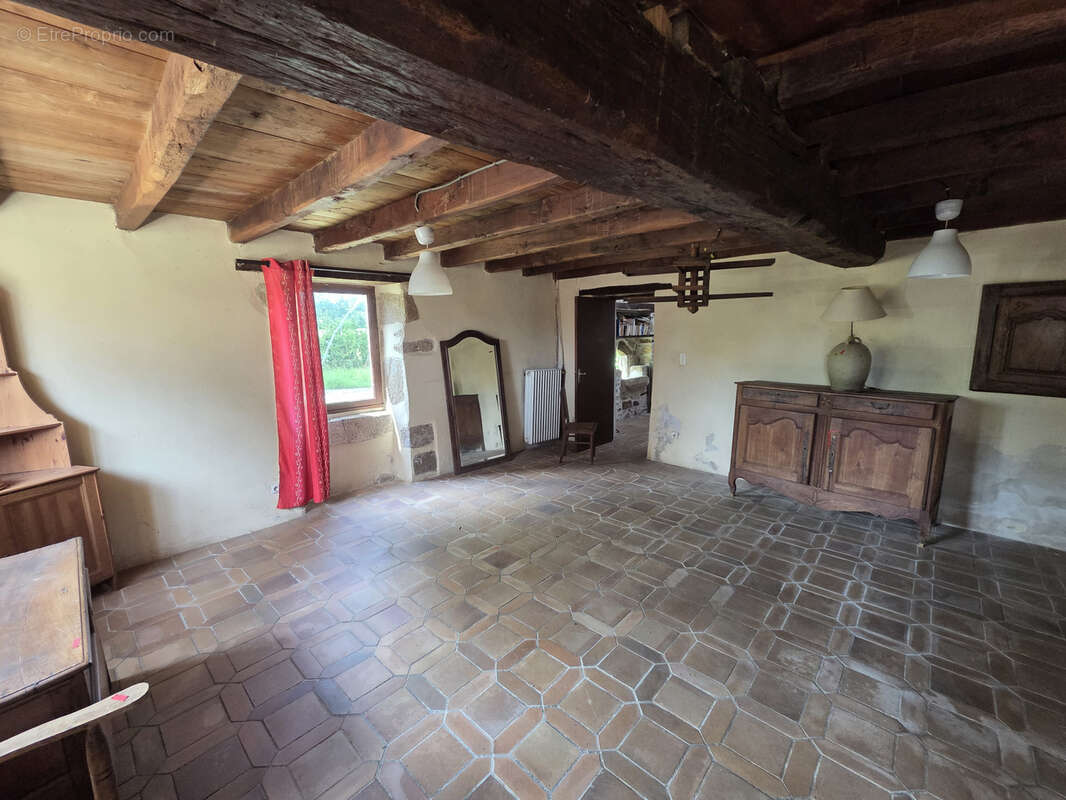 Maison à GAJOUBERT