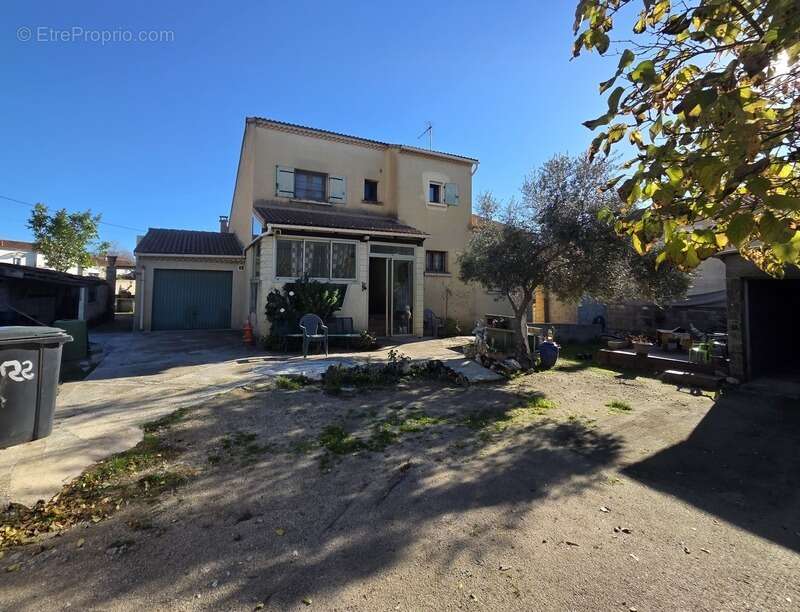 Maison à SAINT-CHRISTOL-LES-ALES
