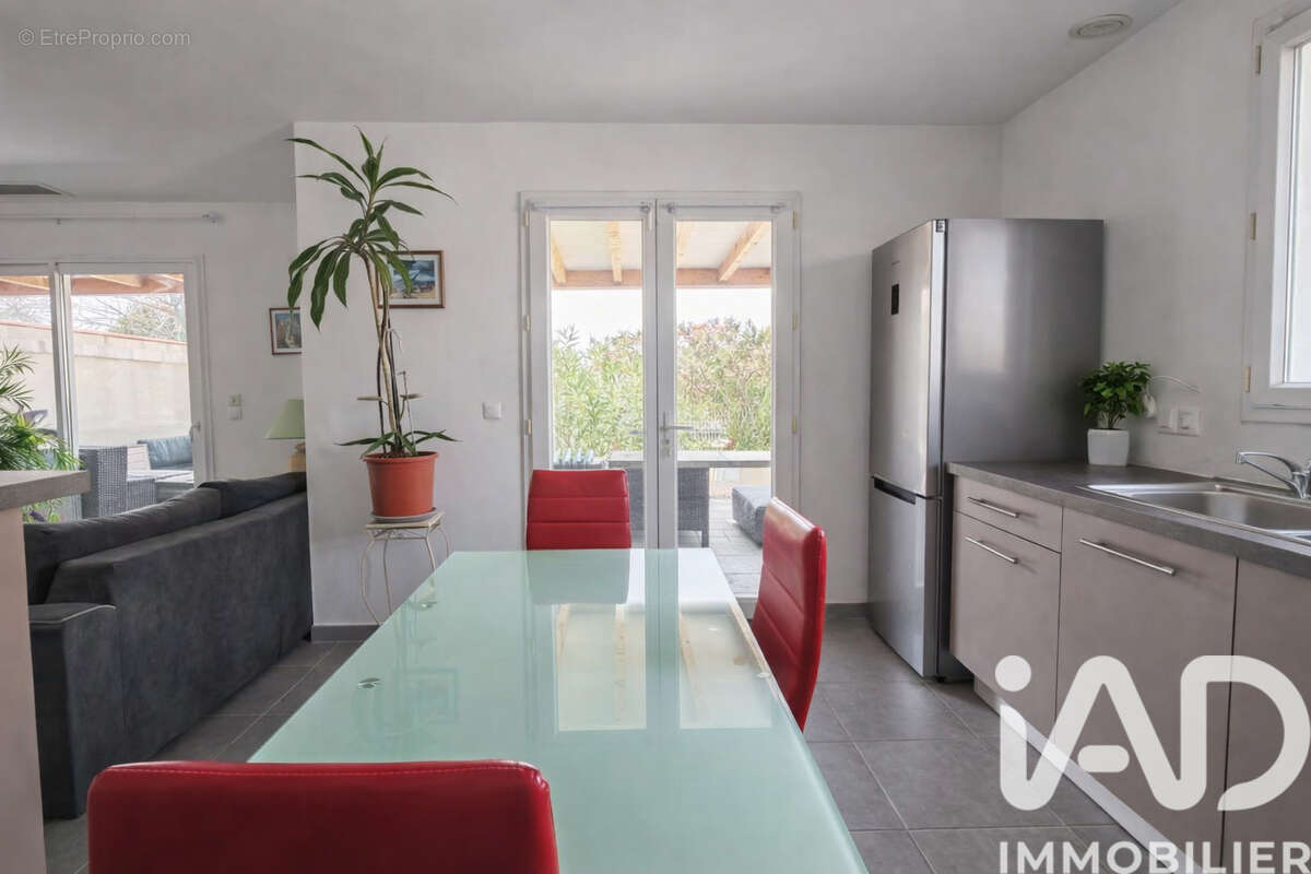 Photo 8 - Maison à TROUILLAS