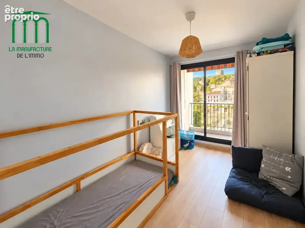 F4 87,89 m² carrez avec cave et deux garages - saint-etienne bergson - ideal famille ou investisseur - photo 5